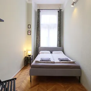 vizitați hotelul